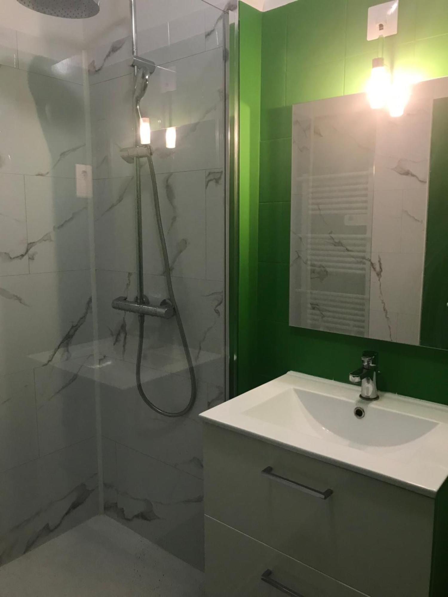 Appartement T2 De Standing Au Pied Des Plages Golfe-Juan Exterior foto